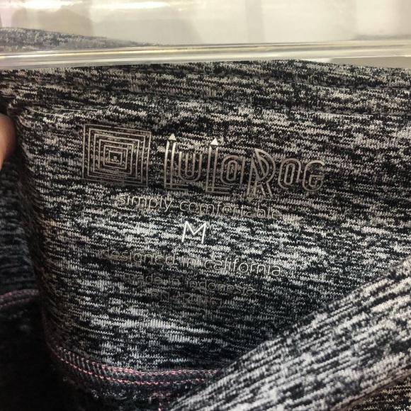 LuLaRoe Workout Athletic Fitness Cropped Capri Legging Pants - Picture 5 of 5